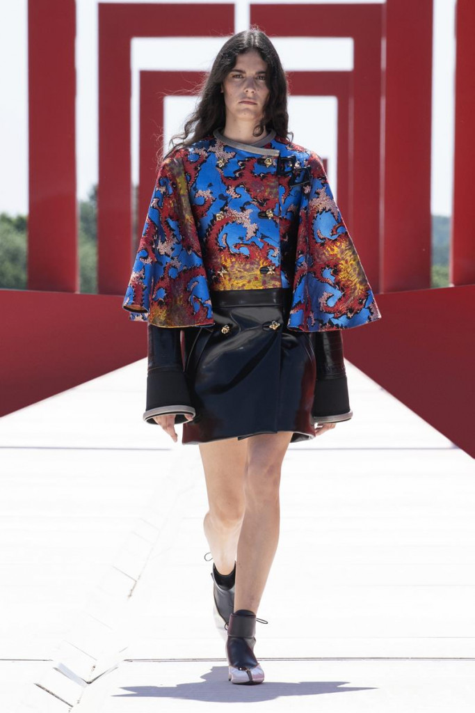 louis vuitton cruise 2022 sfilata foto