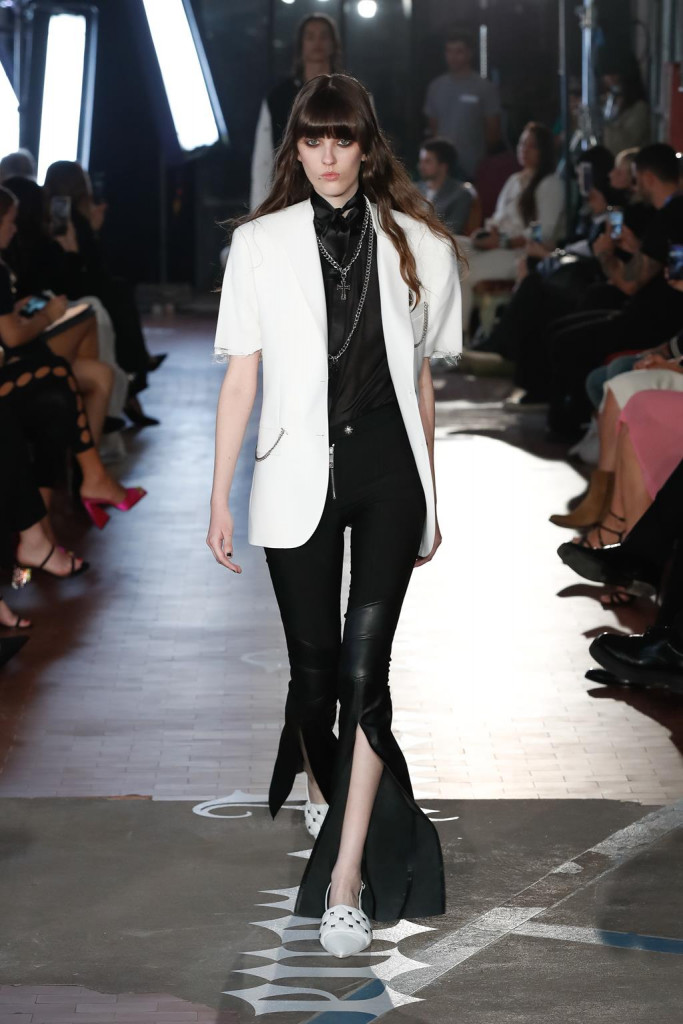 john richmond sfilata collezione donna uomo primavera estate 2022 milano fashion week