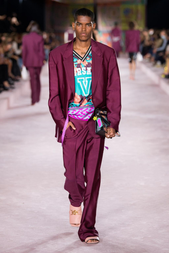 versace donna primavera-estate 2022 milano fashion week