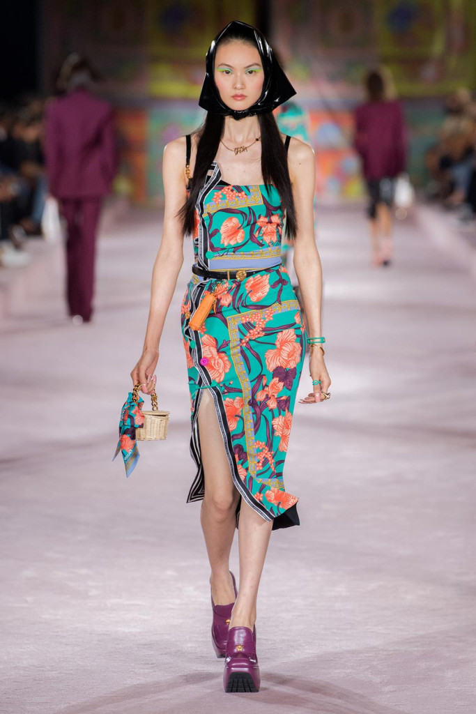 versace donna primavera-estate 2022 milano fashion week