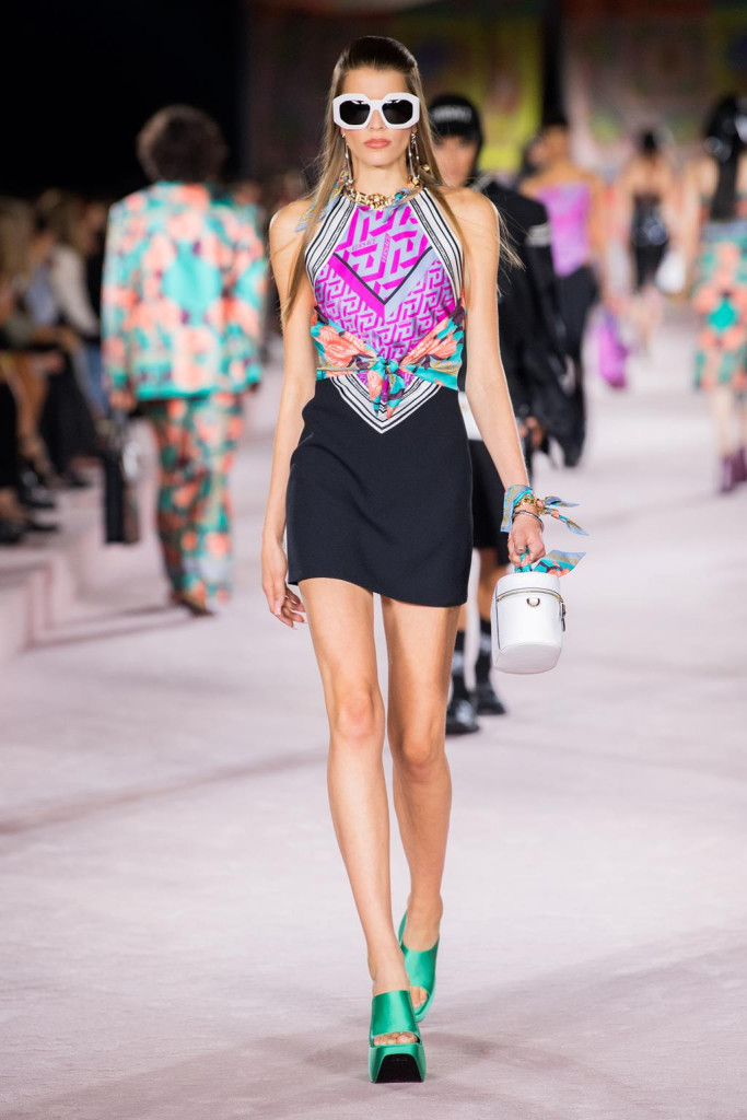 versace donna primavera-estate 2022 milano fashion week