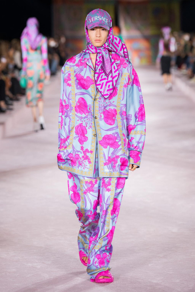versace donna primavera-estate 2022 milano fashion week