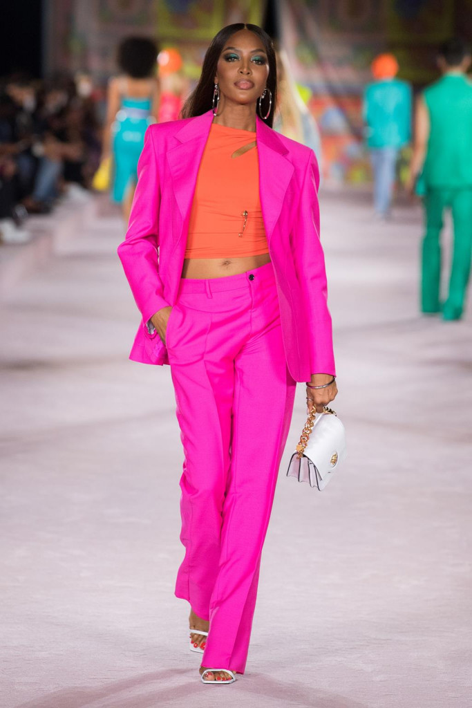 versace donna primavera-estate 2022 milano fashion week