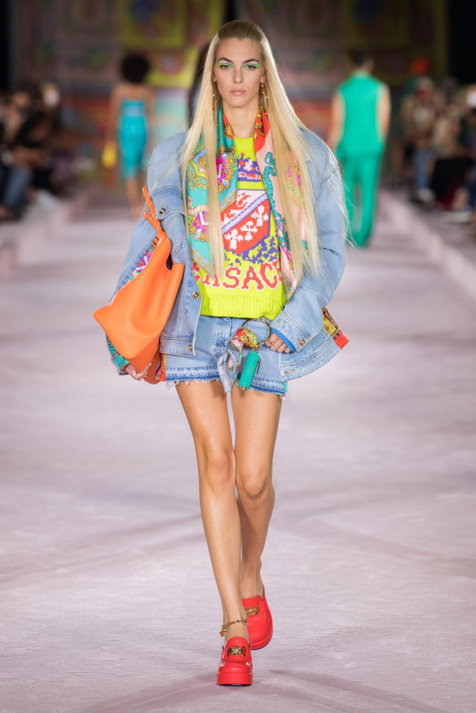 versace donna primavera-estate 2022 milano fashion week