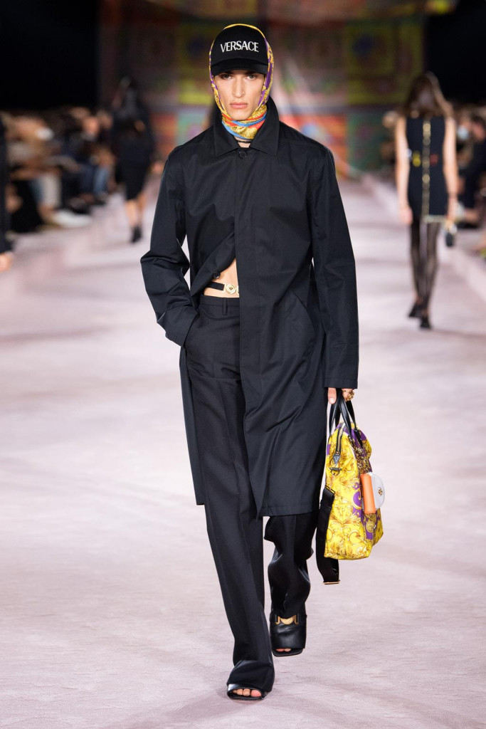 versace donna primavera-estate 2022 milano fashion week