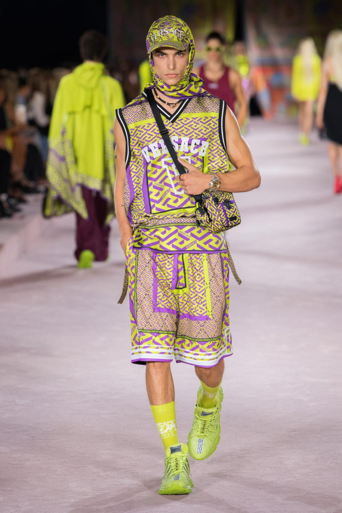 versace donna primavera-estate 2022 milano fashion week