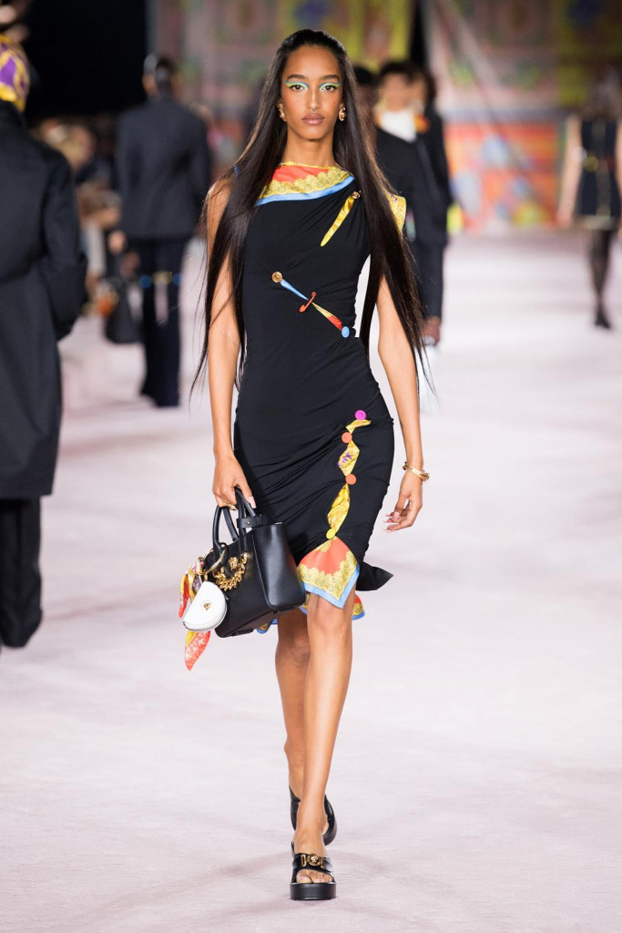 versace donna primavera-estate 2022 milano fashion week