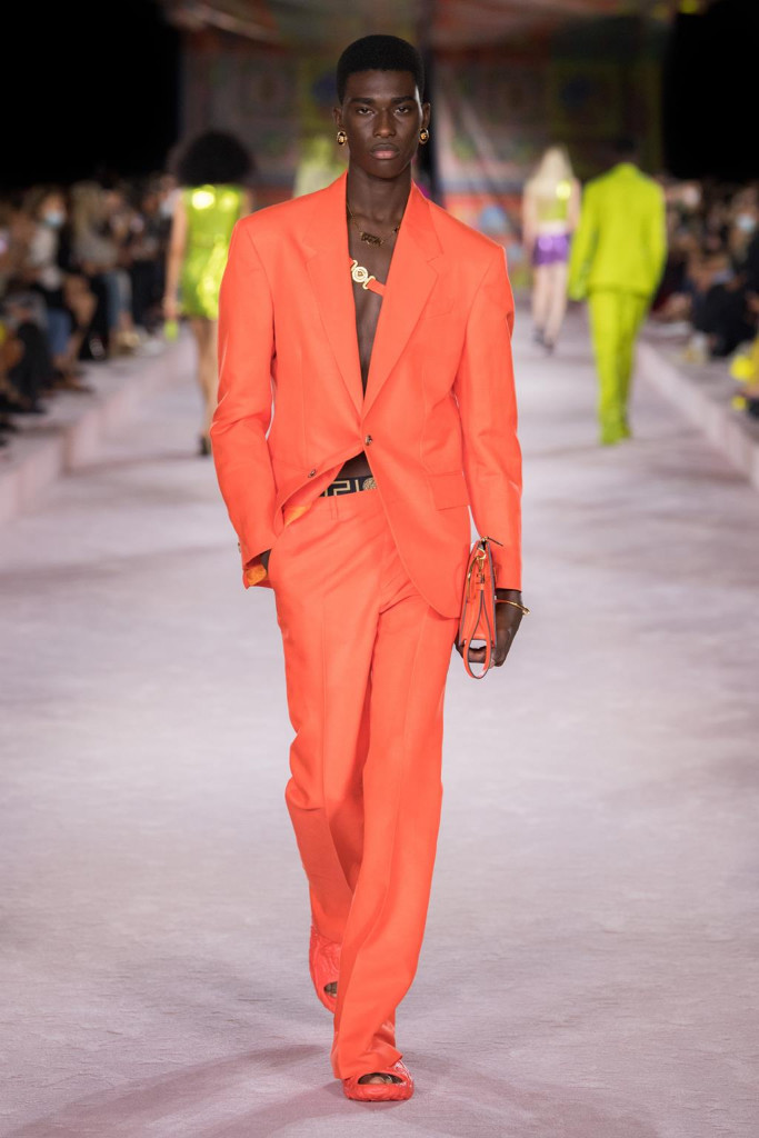 versace donna primavera-estate 2022 milano fashion week