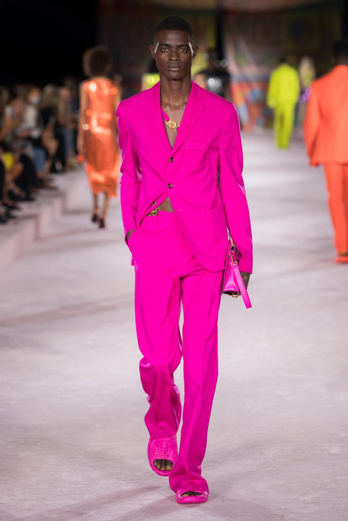 versace donna primavera-estate 2022 milano fashion week