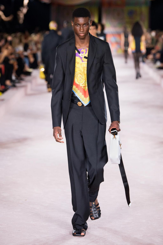 versace donna primavera-estate 2022 milano fashion week