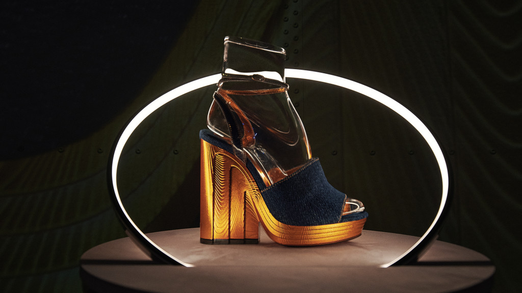 christian louboutin primavera estate collezione donna scarpe borse accessori