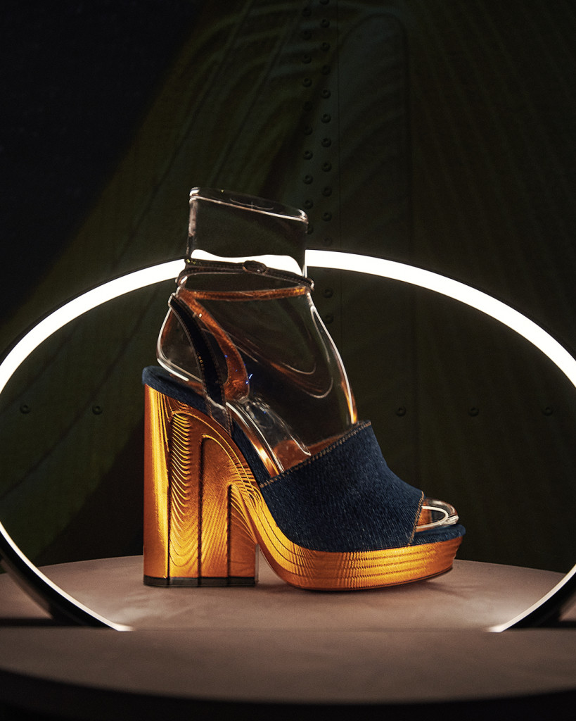 christian louboutin primavera estate collezione donna scarpe borse accessori