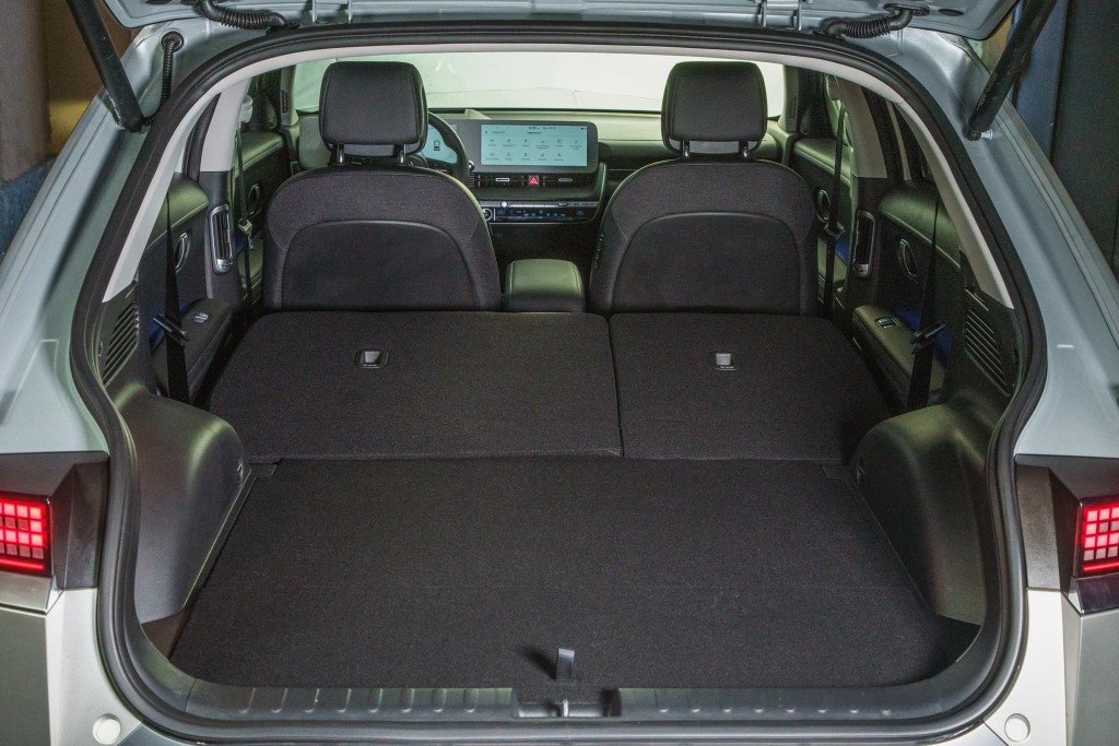 hyundai ioniq 5 auto elettrica quanto costa