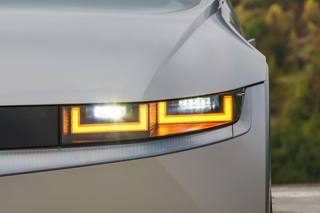 hyundai ioniq 5 auto elettrica quanto costa