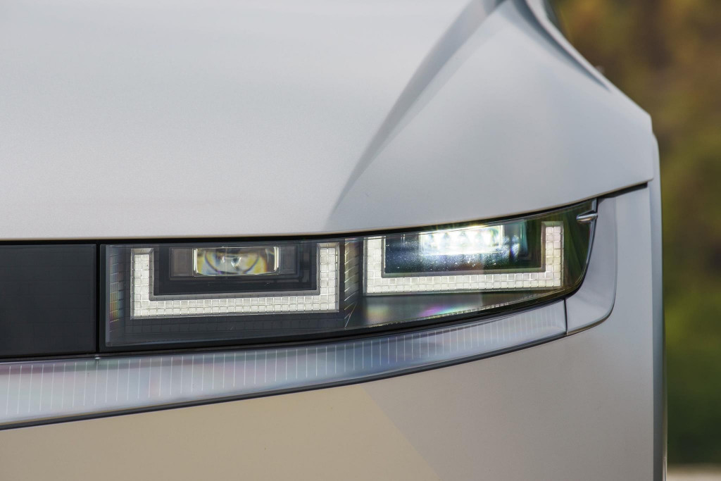 hyundai ioniq 5 auto elettrica quanto costa