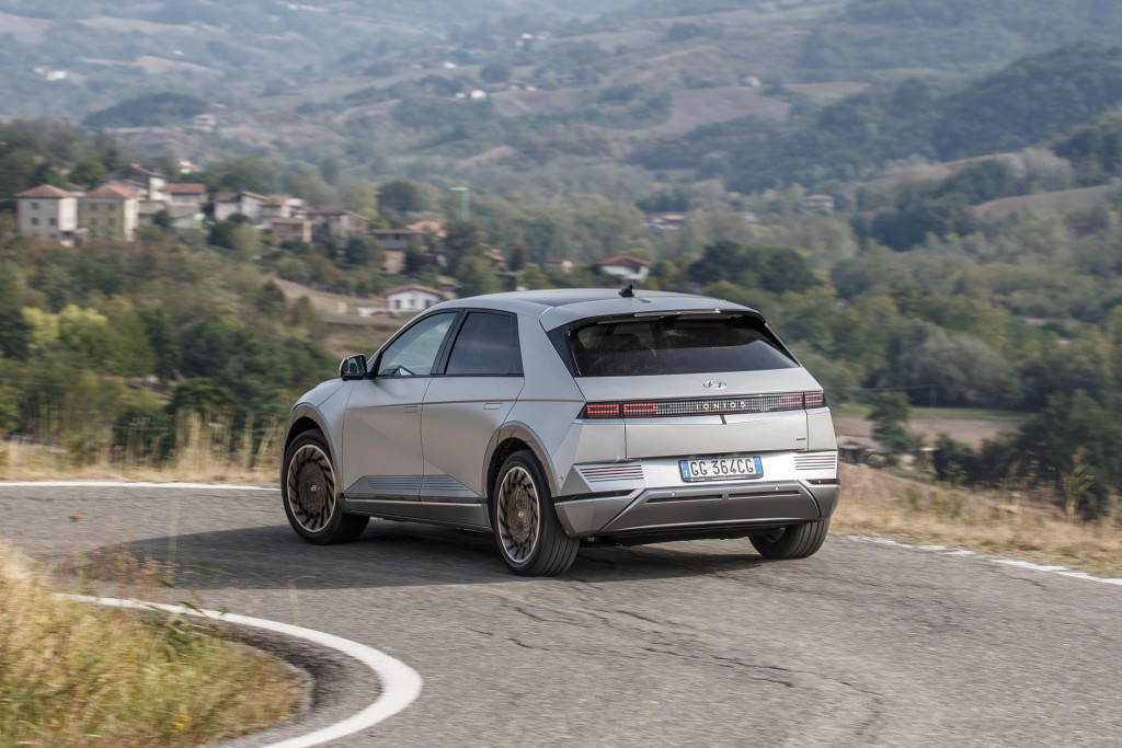 hyundai ioniq 5 auto elettrica quanto costa