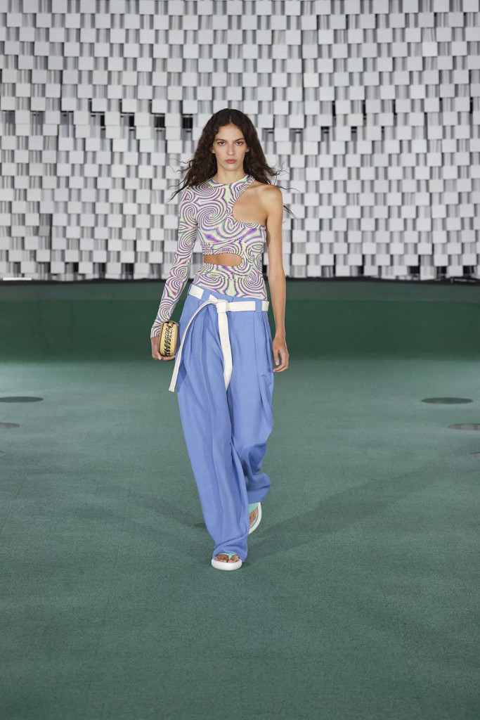 stella mccartney primavera estate 2022 foto sfilata