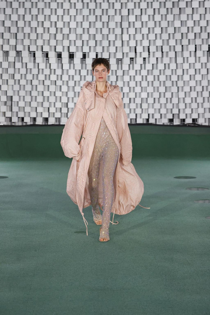stella mccartney primavera estate 2022 foto sfilata