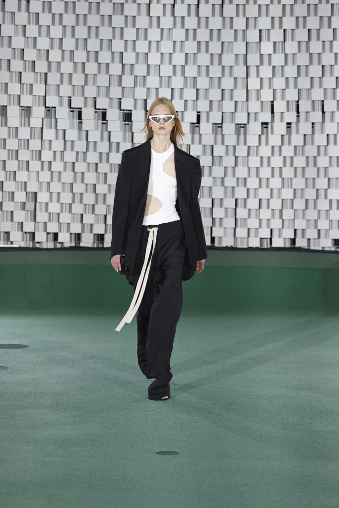 stella mccartney primavera estate 2022 foto sfilata