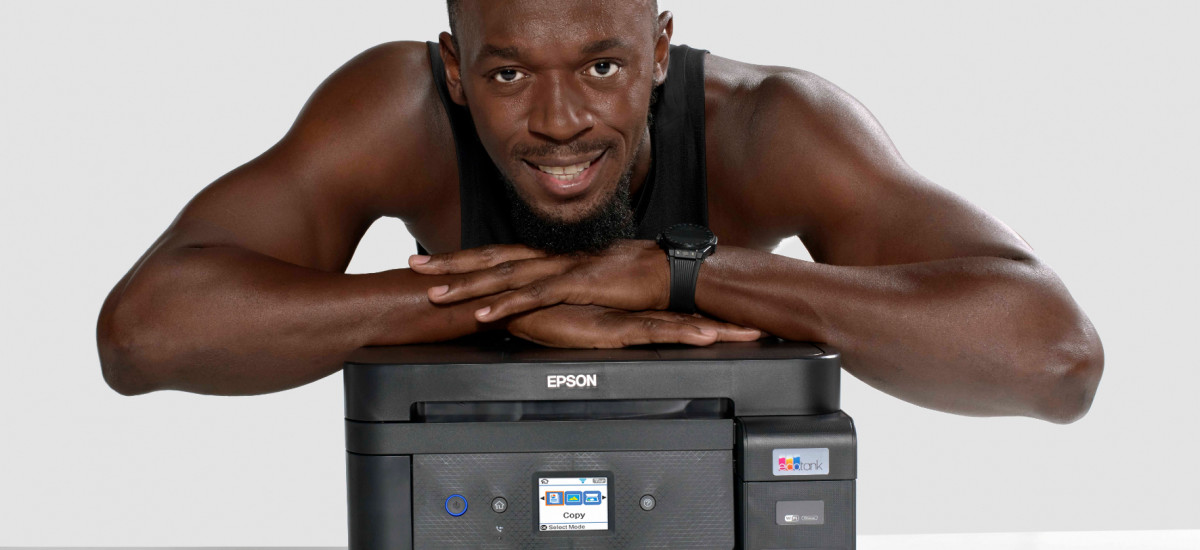 Usain-bolt-con-la-stampante-EcoTank-300dpi-15cm