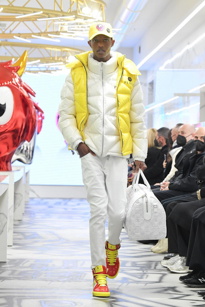 philipp plein nuova collezione autunno inverno uomo donna sfilata foto passerella