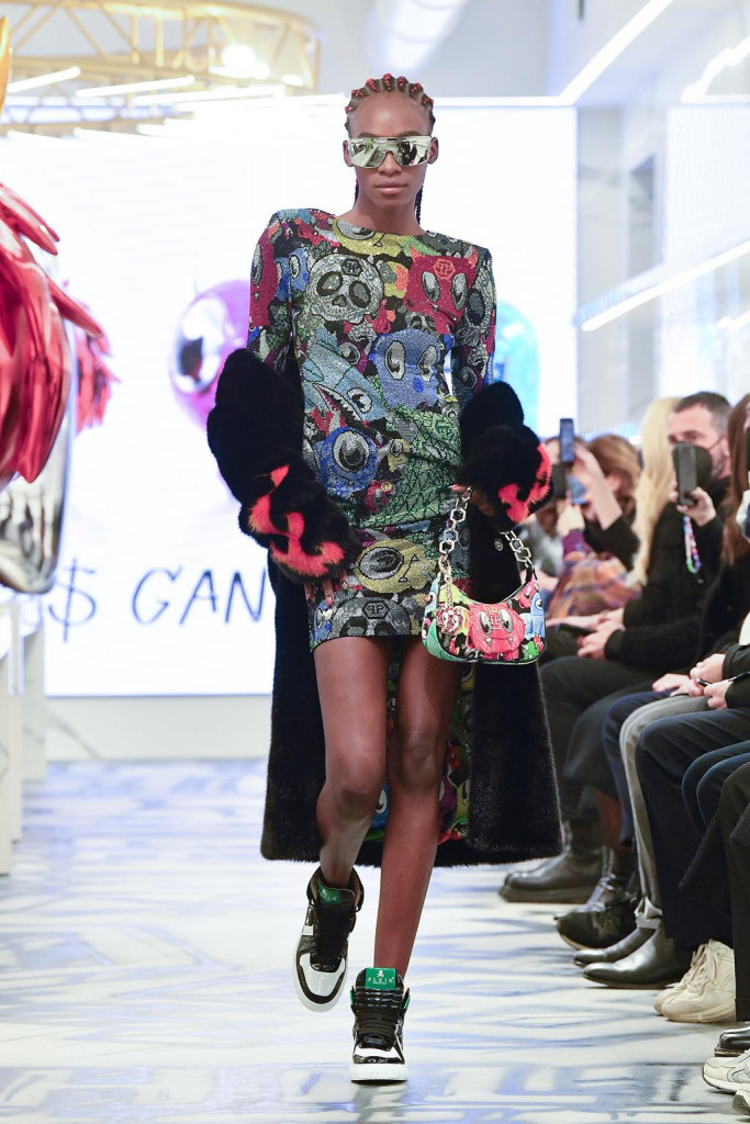 philipp plein nuova collezione autunno inverno uomo donna sfilata foto passerella