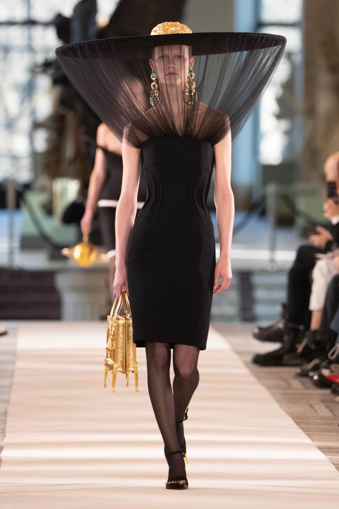 schiaparelli sfilata parigi