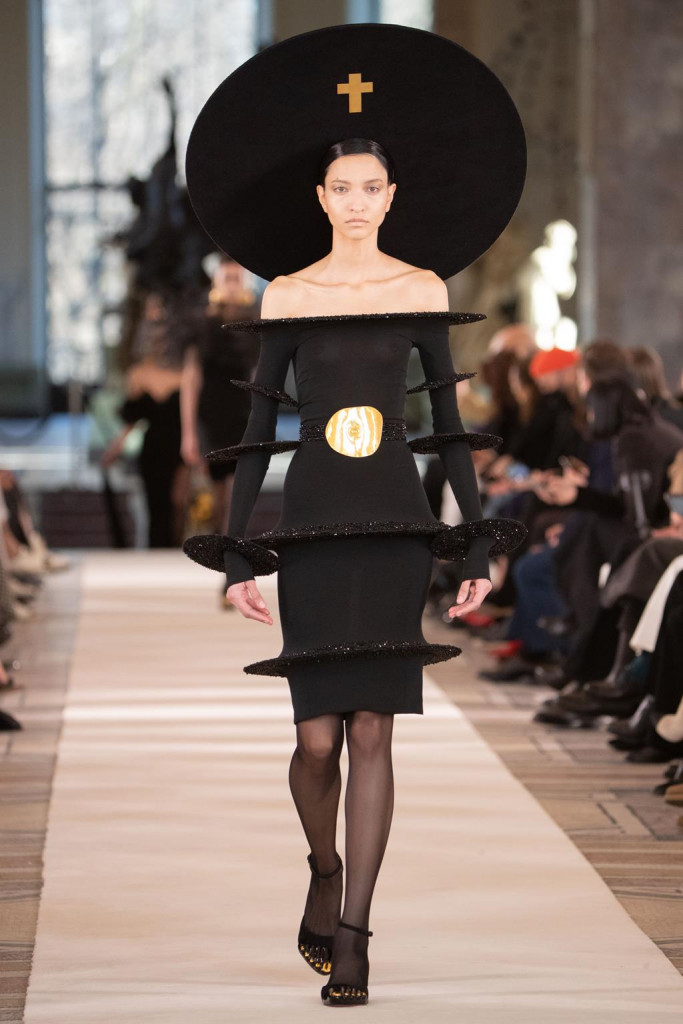 schiaparelli sfilata parigi