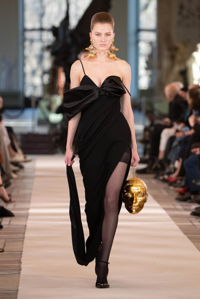 schiaparelli sfilata parigi