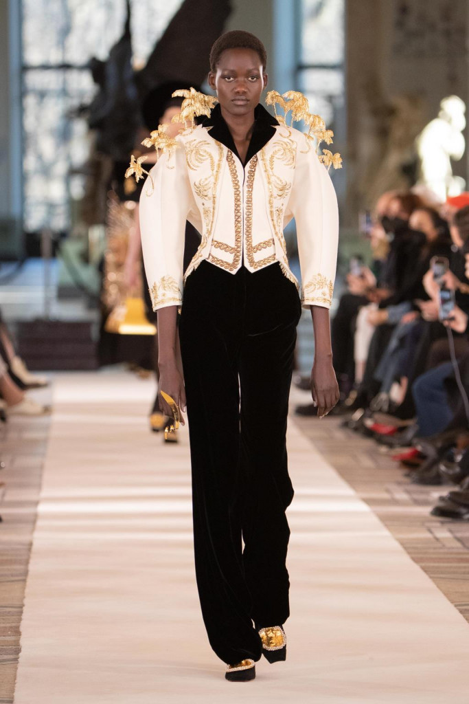 schiaparelli sfilata parigi
