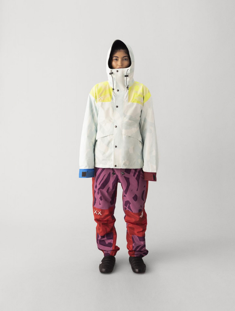 the north face kaws collaborazione foto