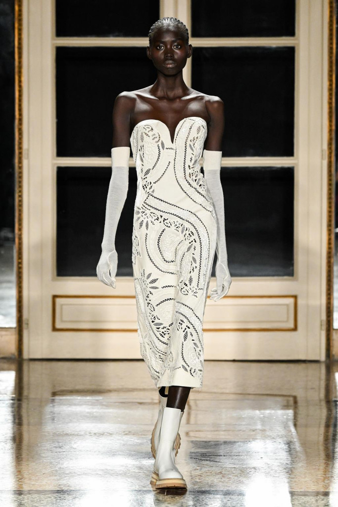 sfilata ermanno scervino collezione donna autunno inverno milano fashion week