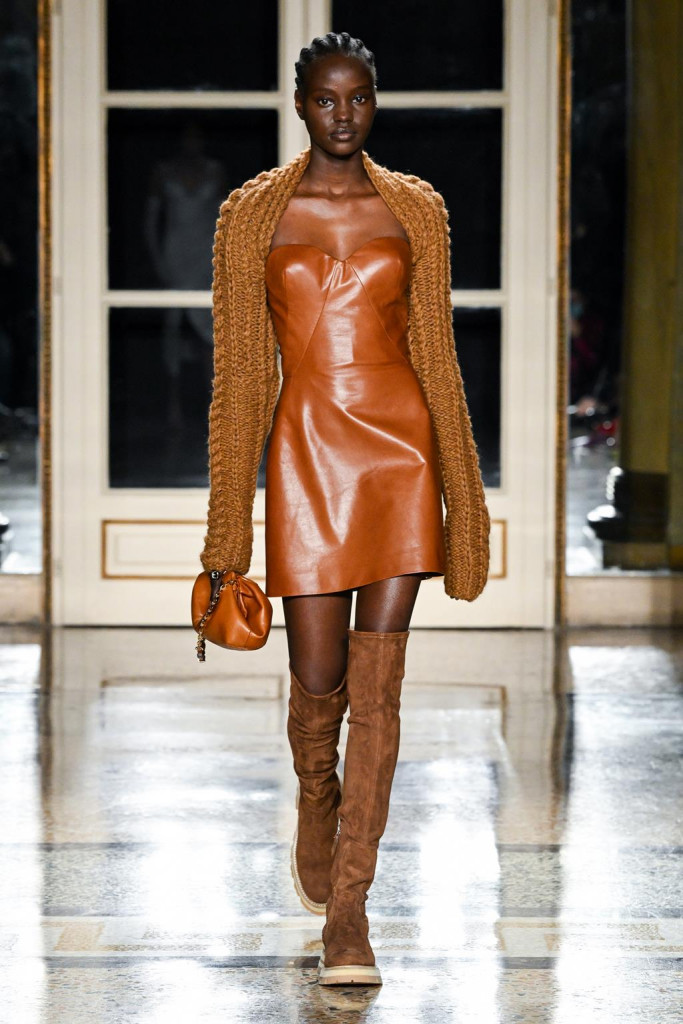sfilata ermanno scervino collezione donna autunno inverno milano fashion week