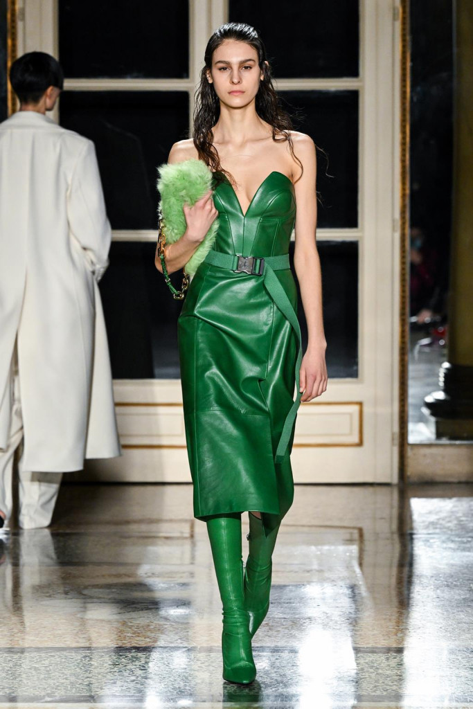 sfilata ermanno scervino collezione donna autunno inverno milano fashion week