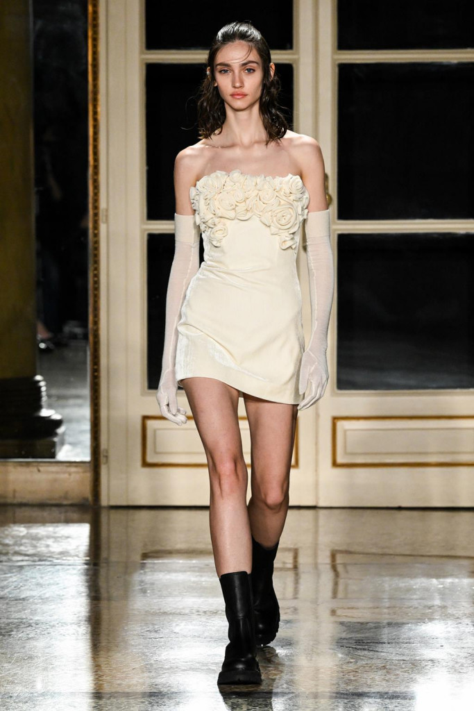 sfilata ermanno scervino collezione donna autunno inverno milano fashion week