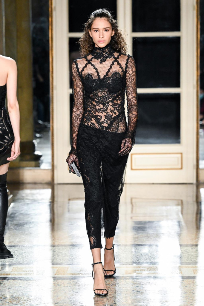 sfilata ermanno scervino collezione donna autunno inverno milano fashion week