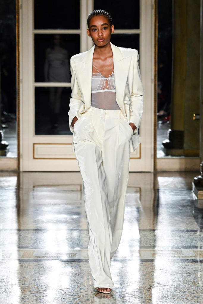 sfilata ermanno scervino collezione donna autunno inverno milano fashion week