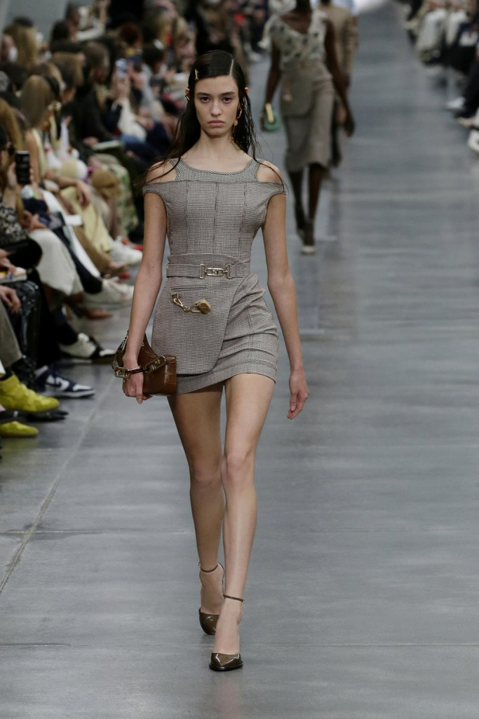 sfilata fendi fall winter