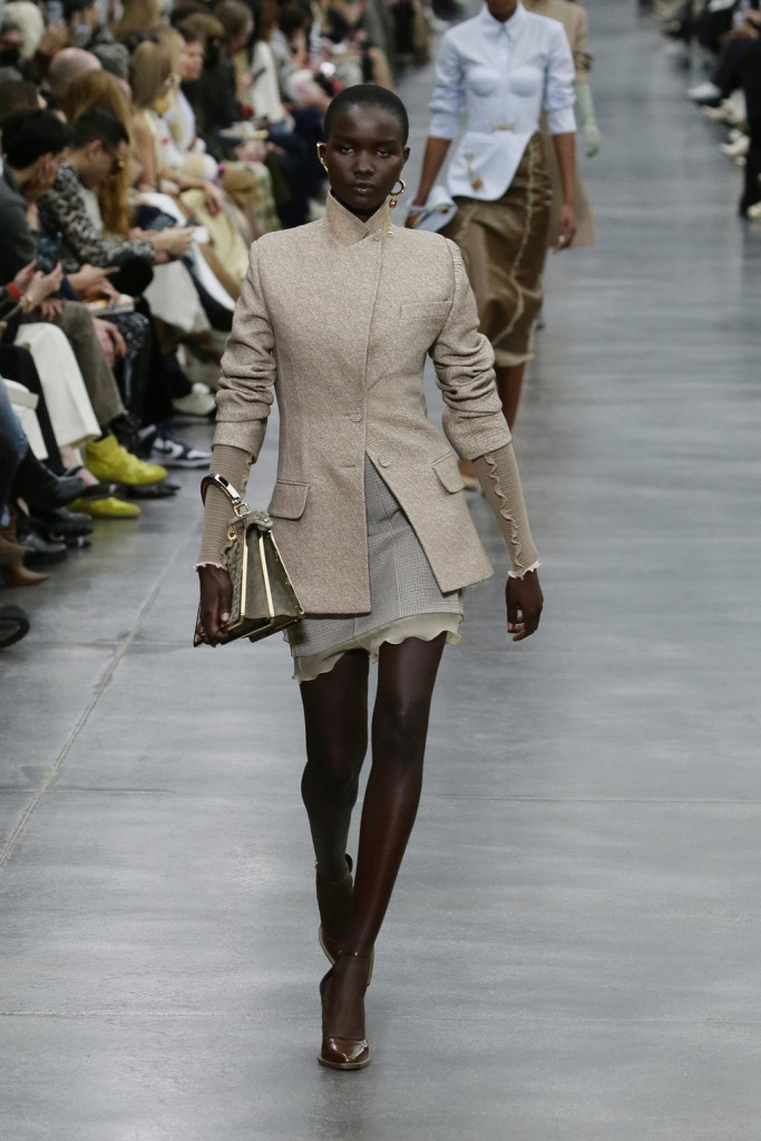 sfilata fendi fall winter