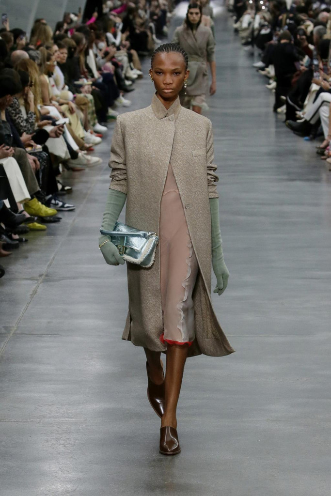 sfilata fendi fall winter