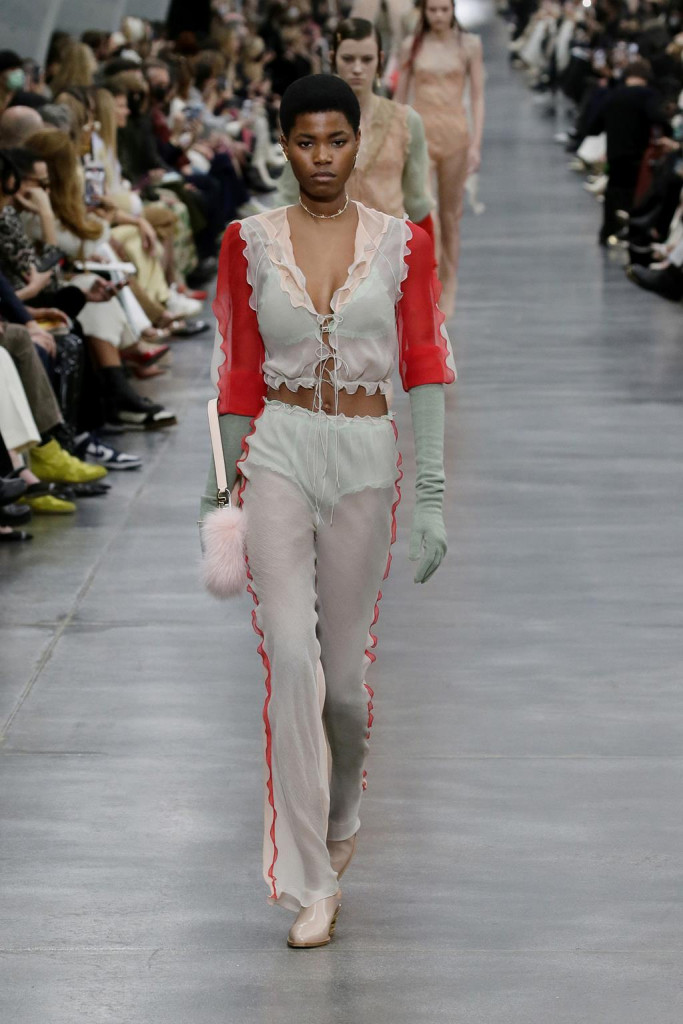 sfilata fendi fall winter