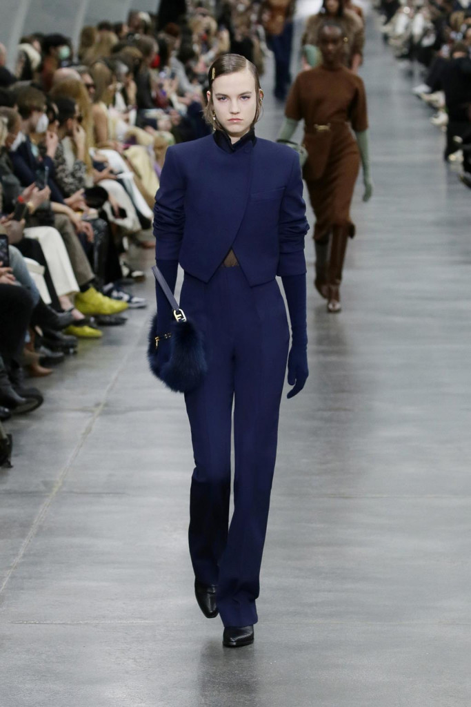 sfilata fendi fall winter