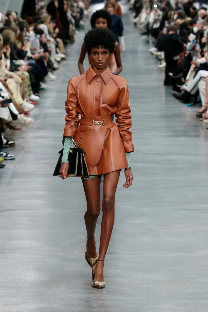 sfilata fendi fall winter