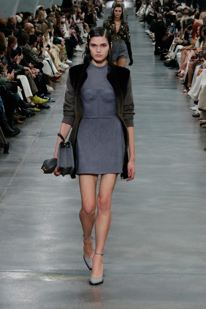 sfilata fendi fall winter