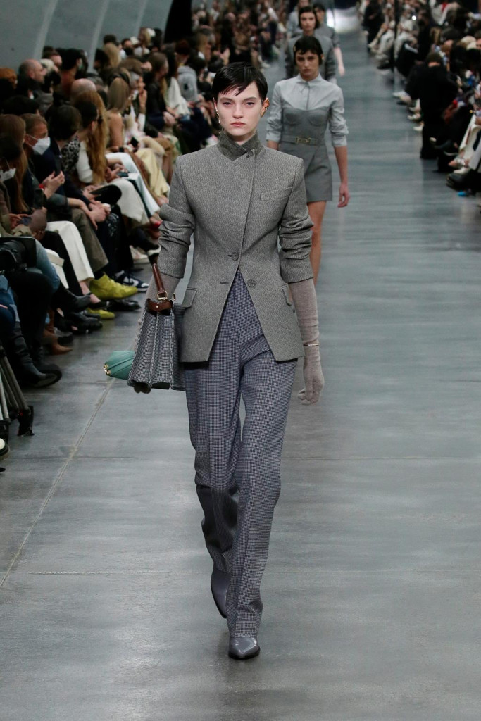 sfilata fendi fall winter