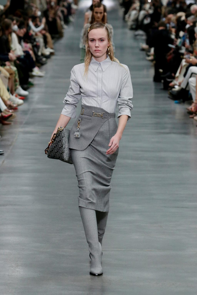 sfilata fendi fall winter