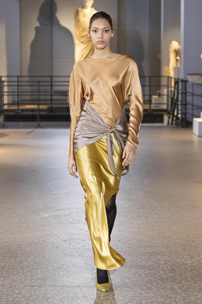 sfilata laura biagiotti collezione donna autunno inverno milano fashion week