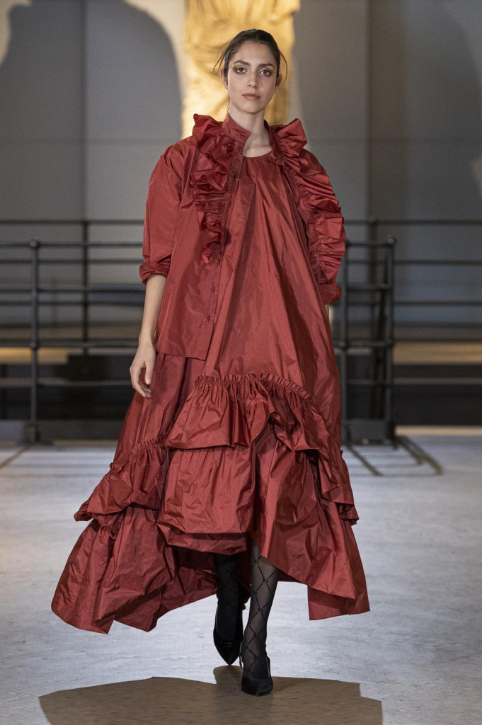 sfilata laura biagiotti collezione donna autunno inverno milano fashion week