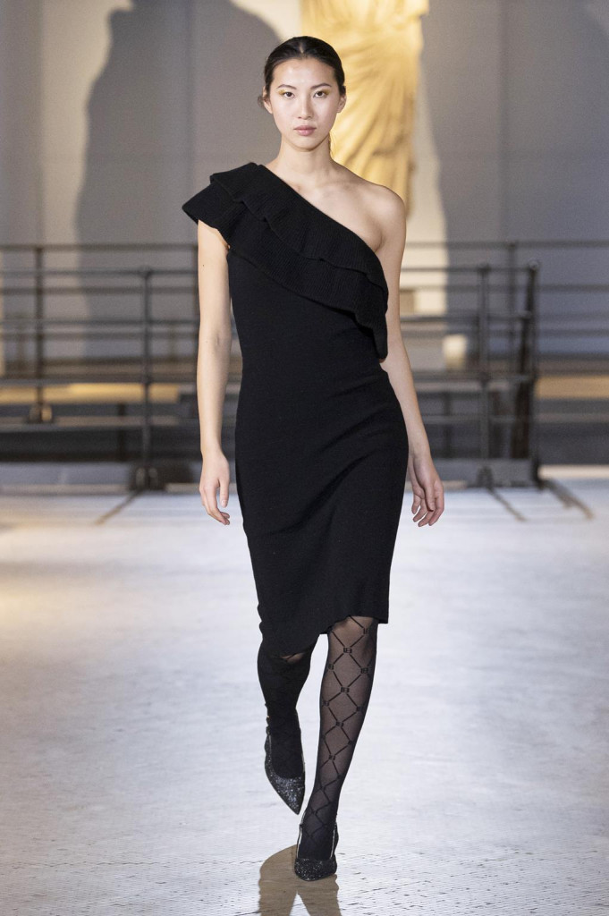 sfilata laura biagiotti collezione donna autunno inverno milano fashion week
