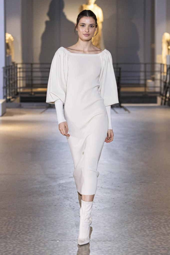sfilata laura biagiotti collezione donna autunno inverno milano fashion week